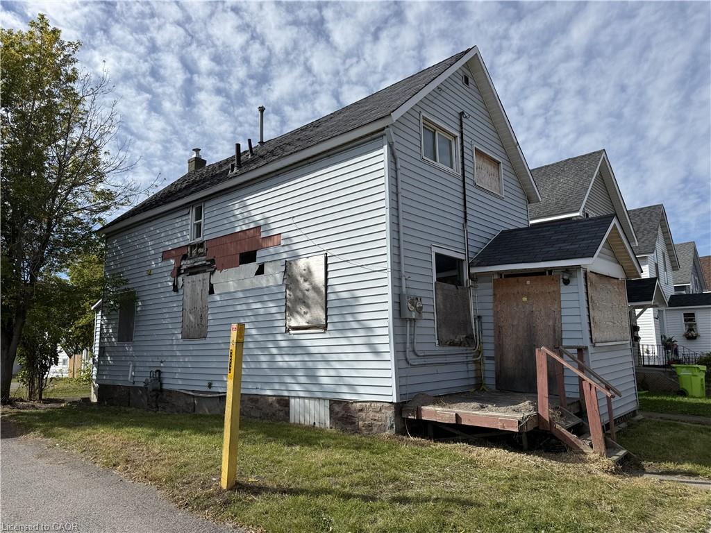 21 Cathcart Street Property Photo 2