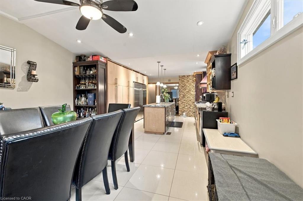 53 Picton Street W Property Photo 19