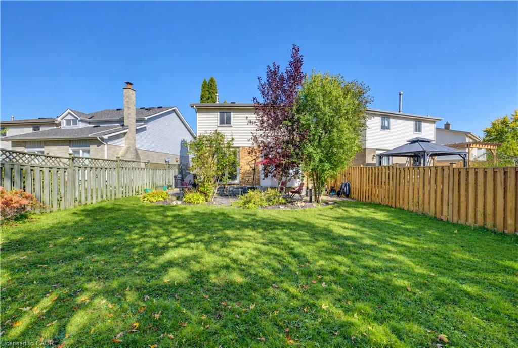 527b Rosemeadow Crescent Property Photo 19