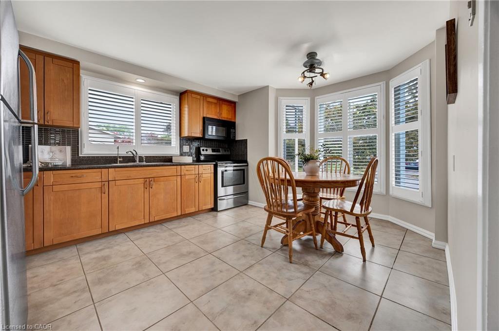 42 Blackwell Drive Property Photo 5