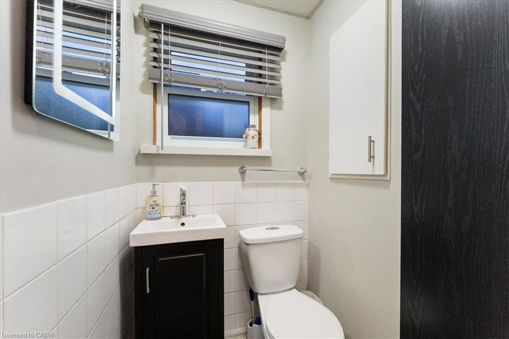 8 First Private Road Property Photo 21