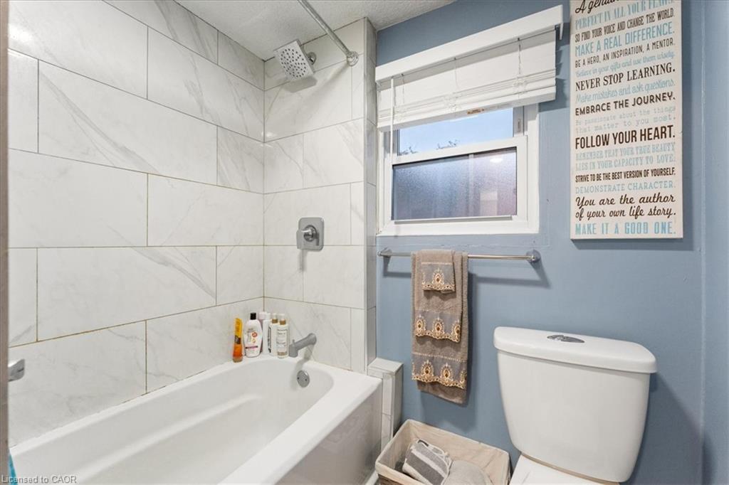 8 First Private Road Property Photo 26