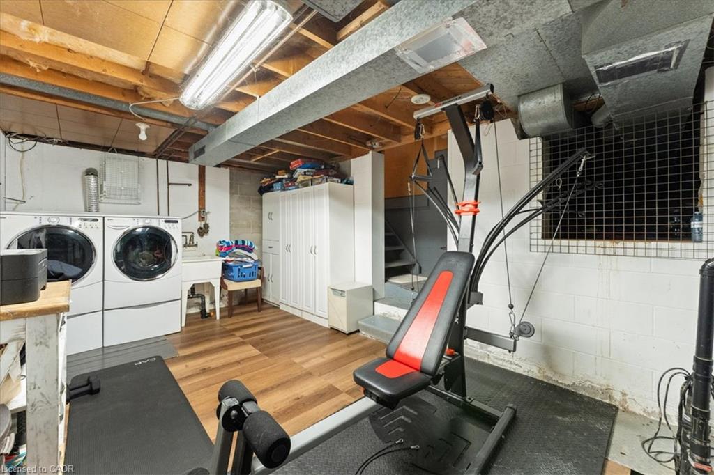 8 First Private Road Property Photo 32
