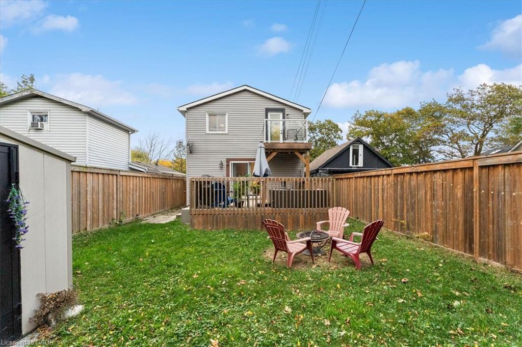 8 First Private Road Property Photo 37