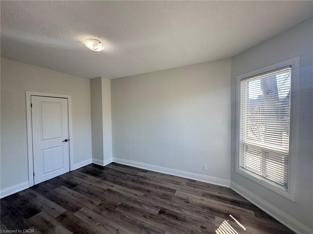 58 Arthur Avenue N Property Photo 19
