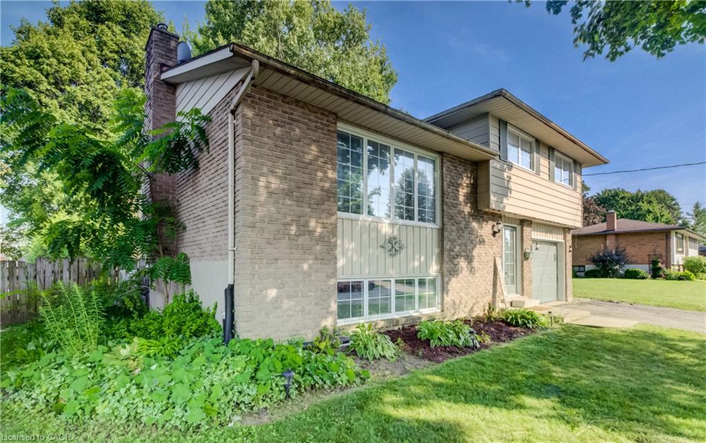 398 Boyne Avenue Property Photo 2