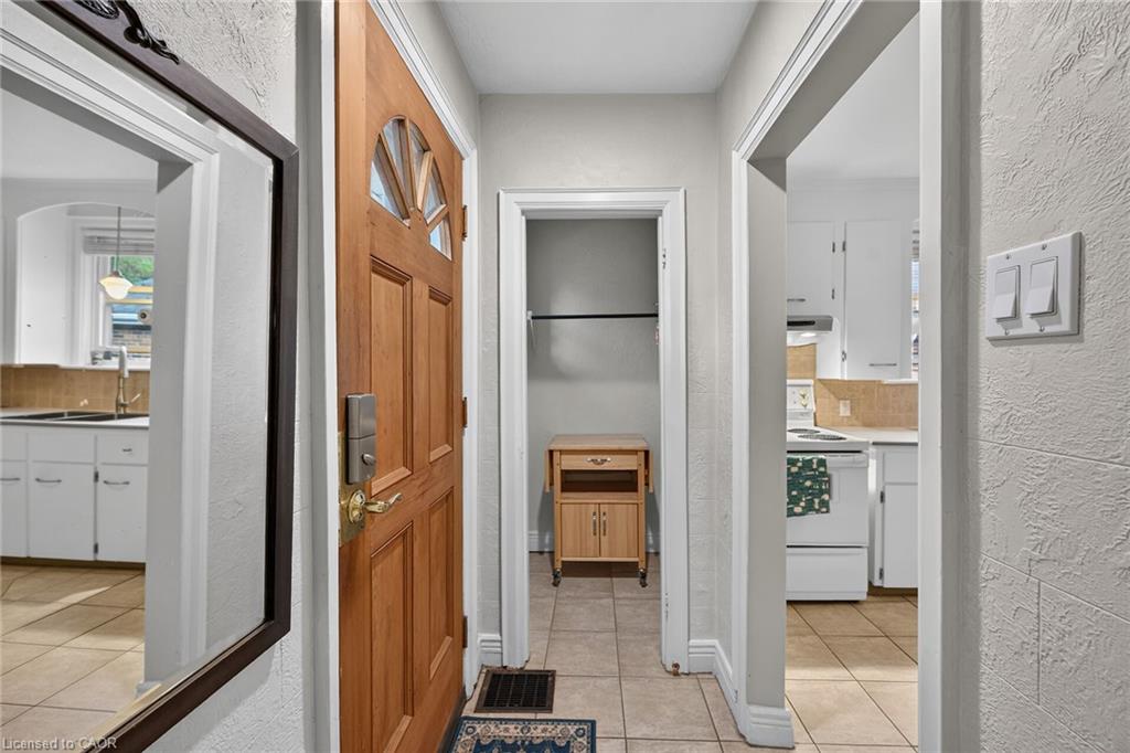 603 Upper Wentworth Street Property Photo 5