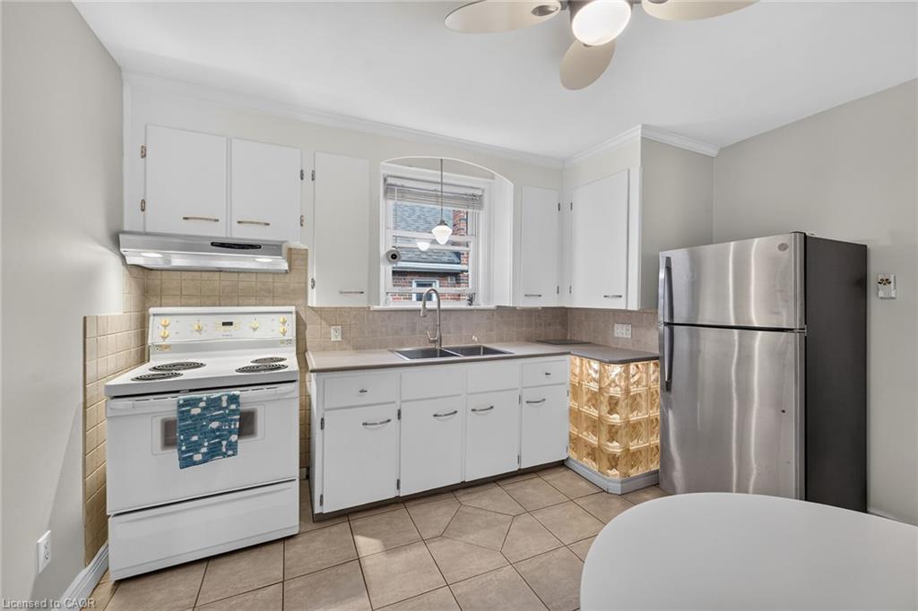 603 Upper Wentworth Street Property Photo 7