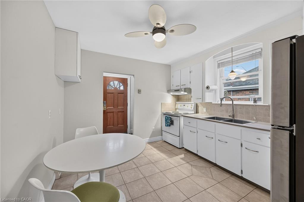 603 Upper Wentworth Street Property Photo 8