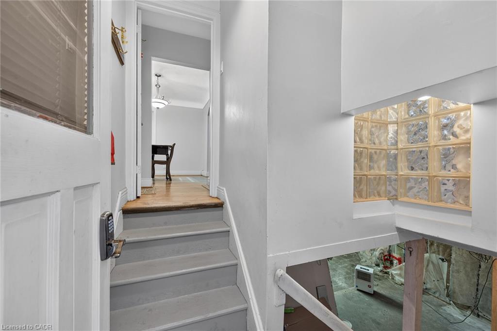 603 Upper Wentworth Street Property Photo 28