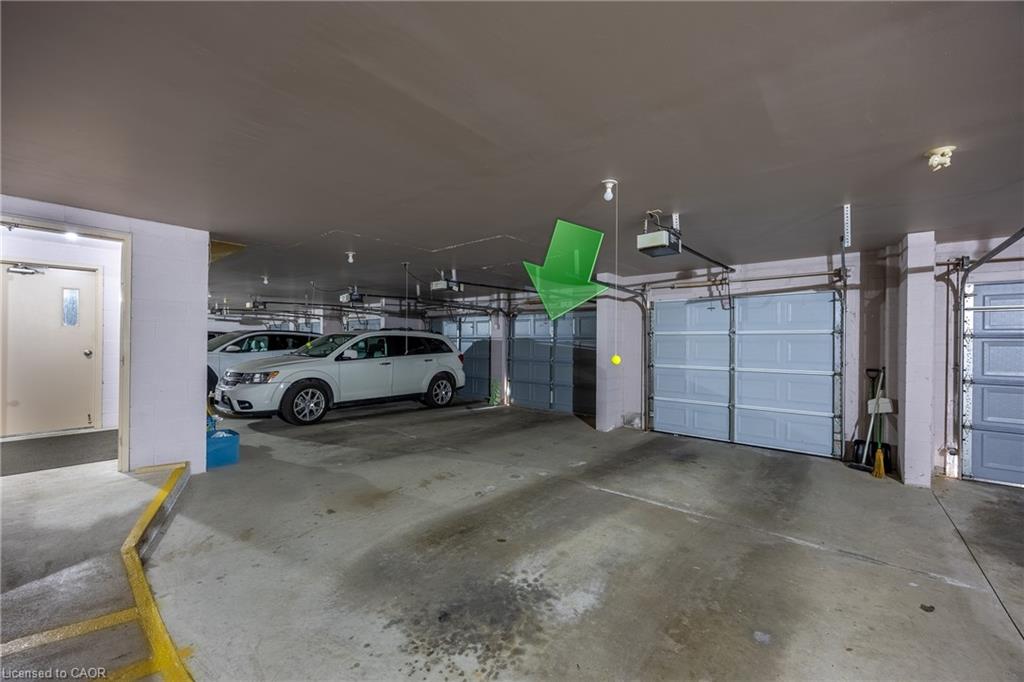 205-303 William Street Property Photo 20