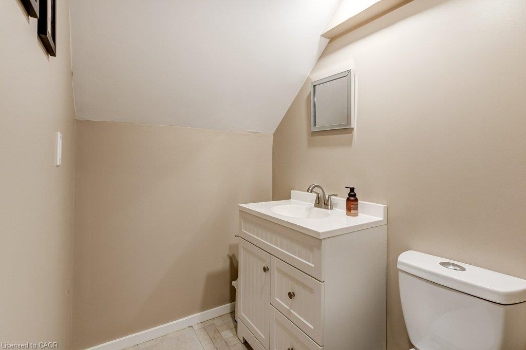 1485 Newlands Crescent Property Photo 25