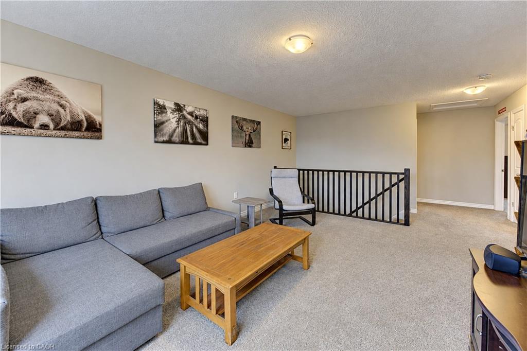 184 Snyder Avenue N Property Photo 20