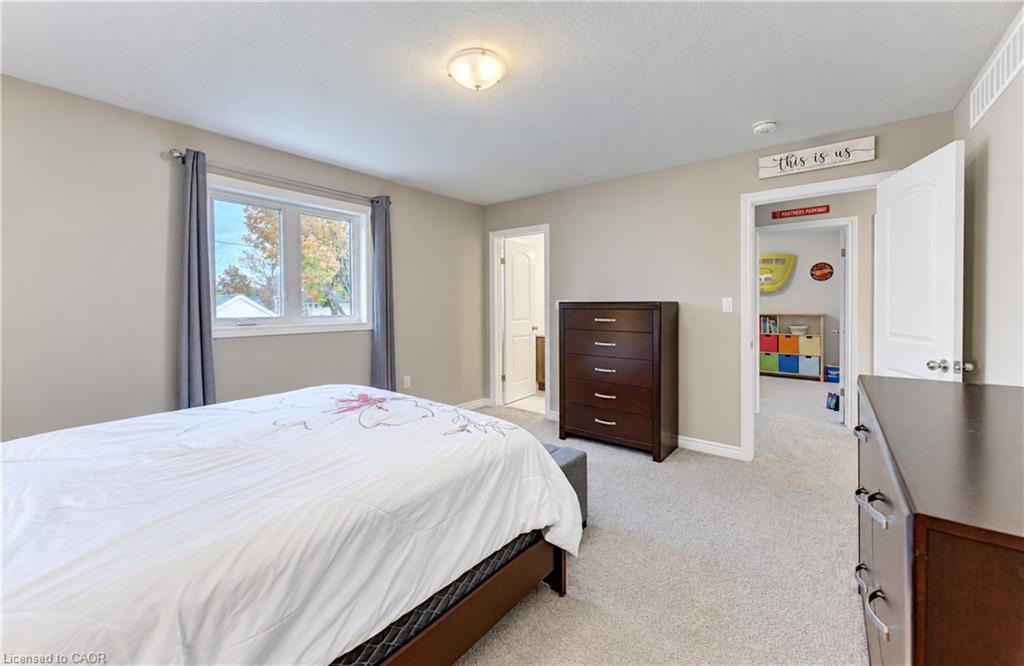 184 Snyder Avenue N Property Photo 26