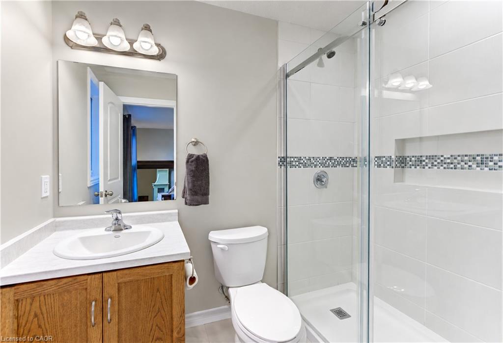 184 Snyder Avenue N Property Photo 29
