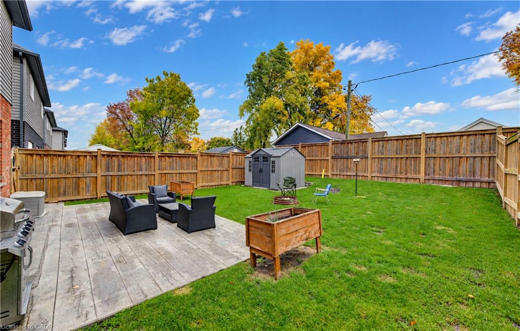 184 Snyder Avenue N Property Photo 36