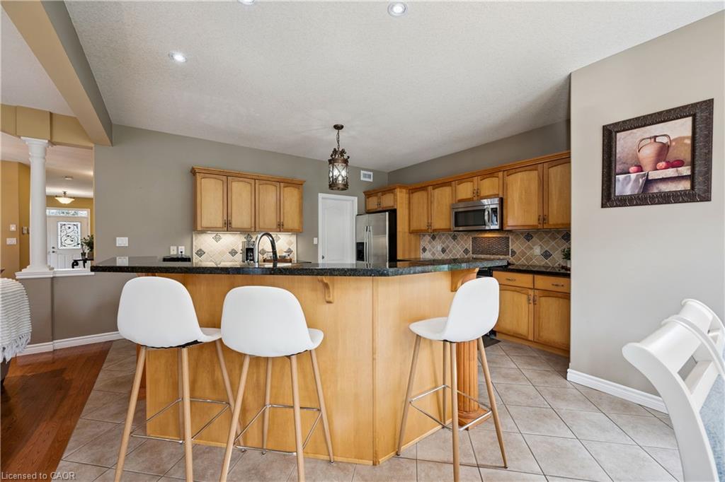 26 Frasson Drive Property Photo 15