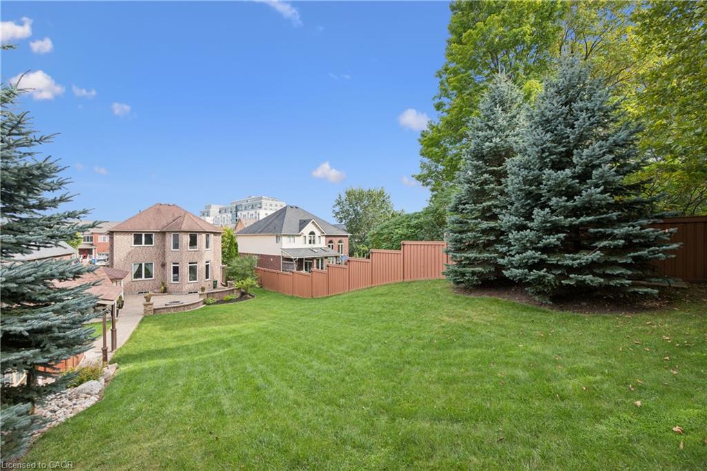 26 Frasson Drive Property Photo 42
