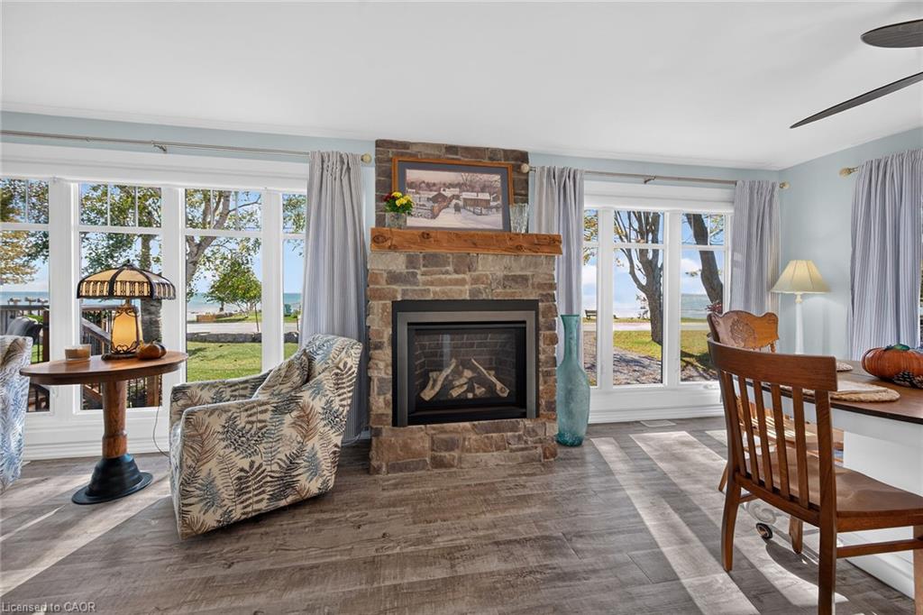 233 Blue Water Parkway Property Photo 12