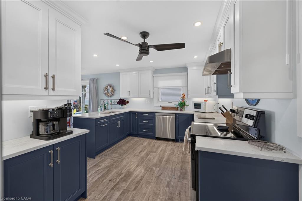 233 Blue Water Parkway Property Photo 18