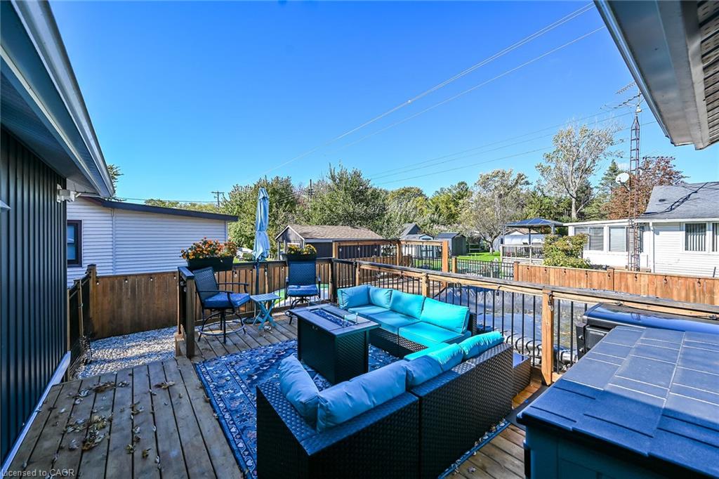 233 Blue Water Parkway Property Photo 31