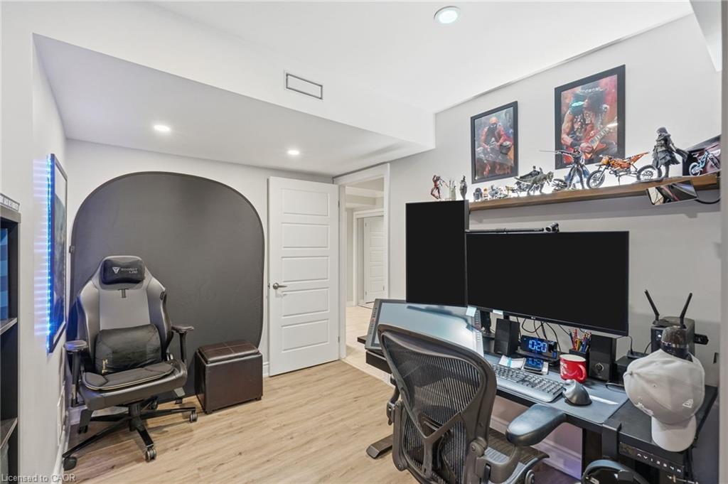23 Forest Ridge Avenue Property Photo 42