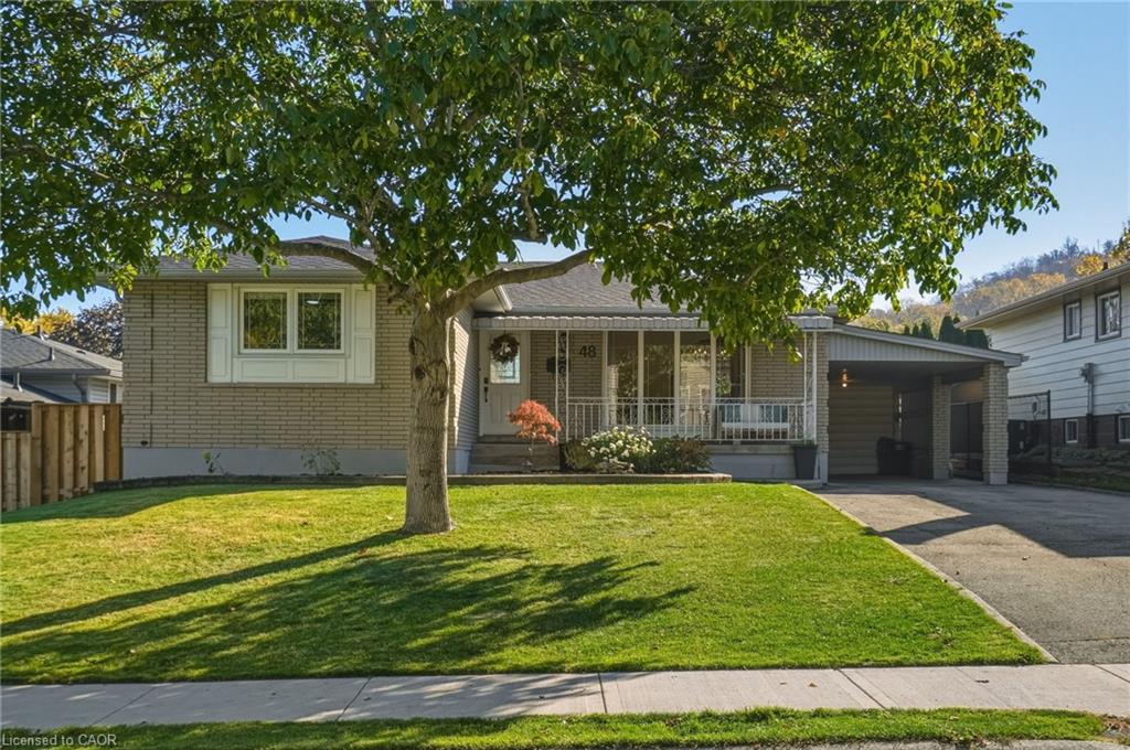 48 Stoney Brook Drive Property Photo 1