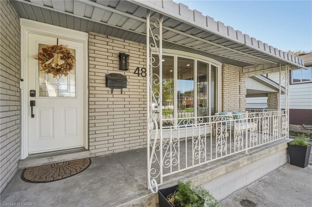 48 Stoney Brook Drive Property Photo 3