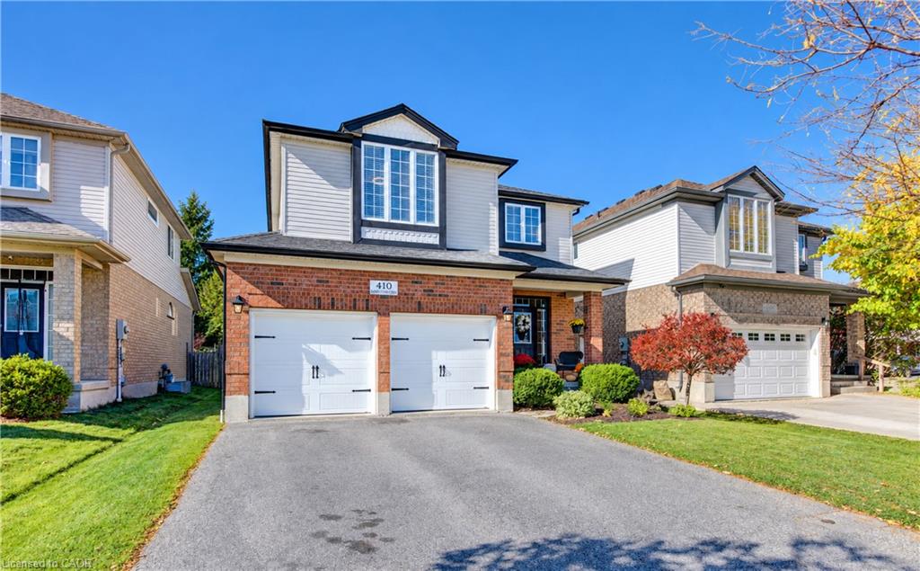 410 Sandy Cove Crescent Property Photo 2