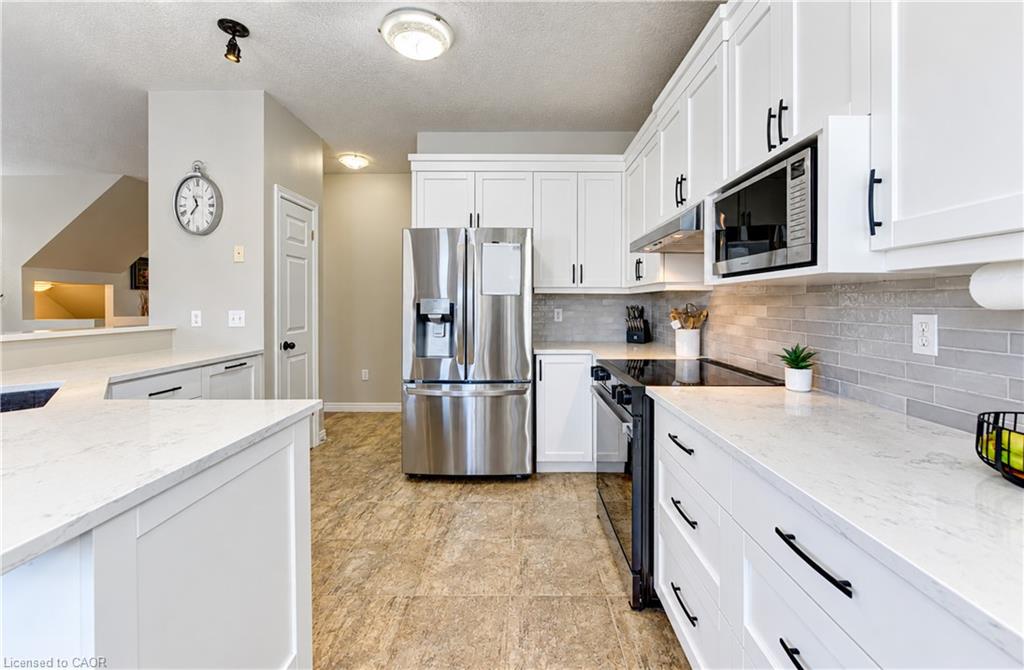 410 Sandy Cove Crescent Property Photo 18