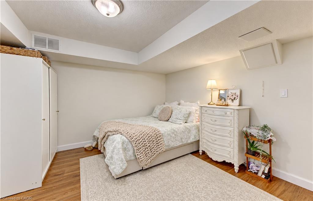 410 Sandy Cove Crescent Property Photo 37