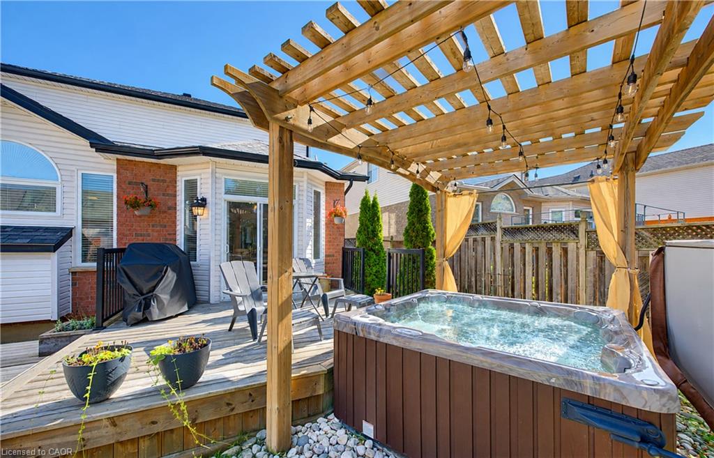 410 Sandy Cove Crescent Property Photo 43