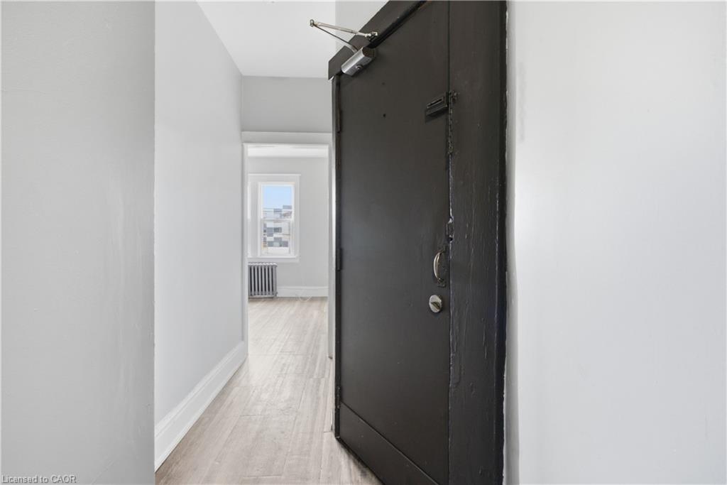 1539-1547 Barton Street E Property Photo 2