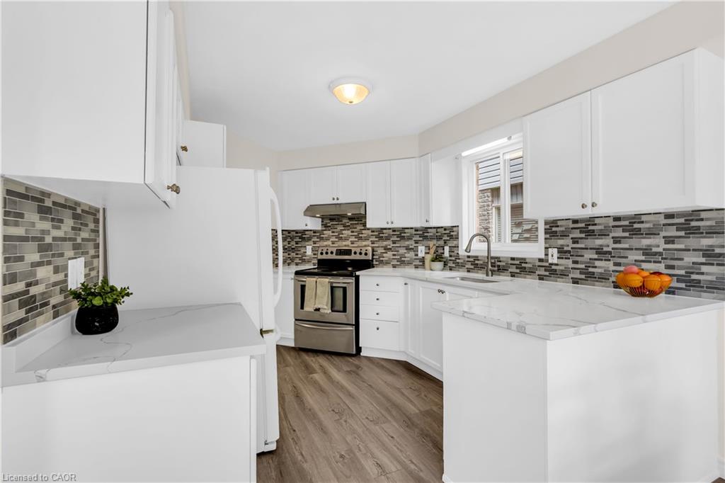 87 Houghton Street Property Photo 14