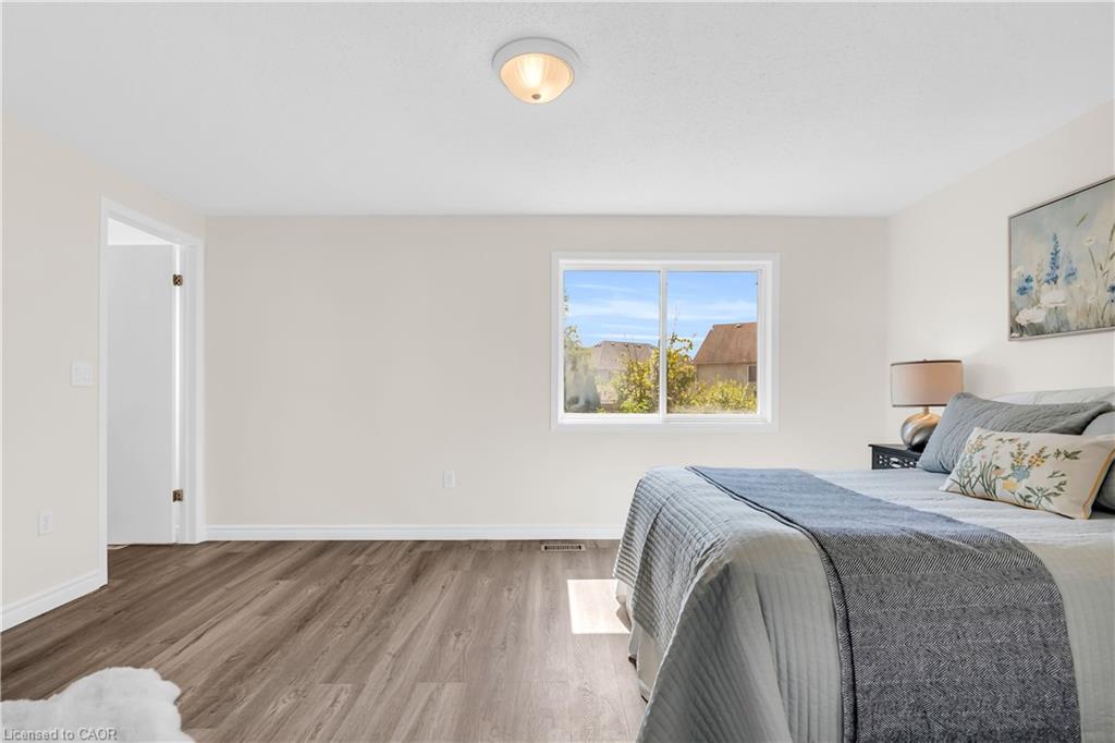 87 Houghton Street Property Photo 22