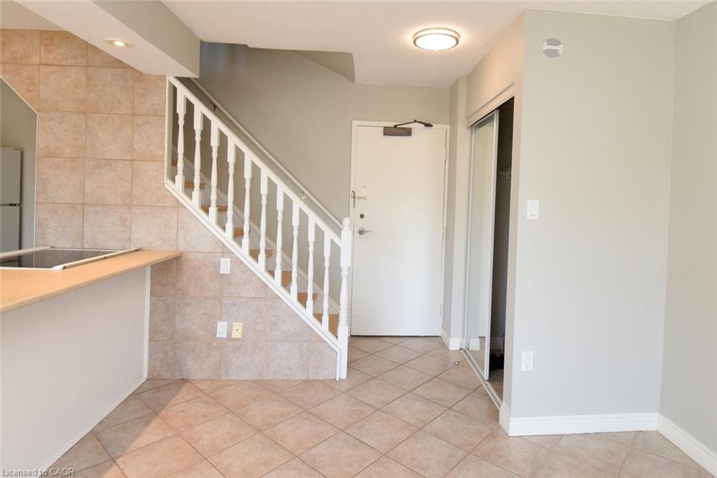 411-10 John Street Property Photo 3