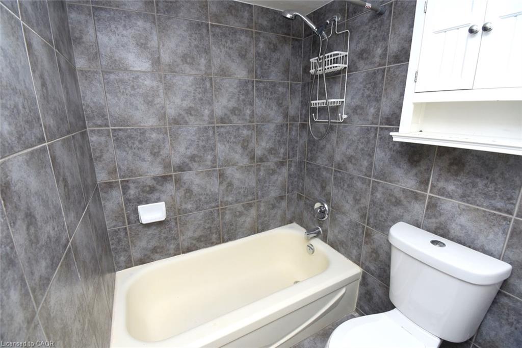 411-10 John Street Property Photo 15