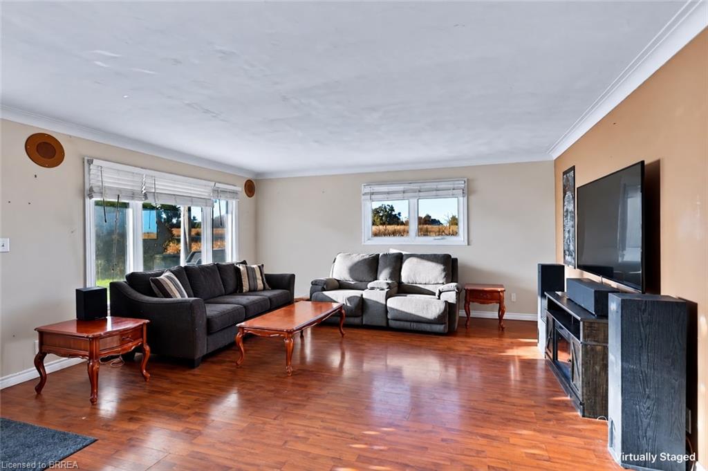 550 Cockshutt Road Property Photo 8