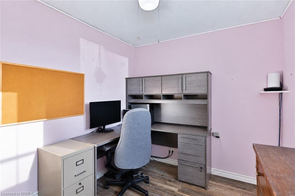 550 Cockshutt Road Property Photo 22