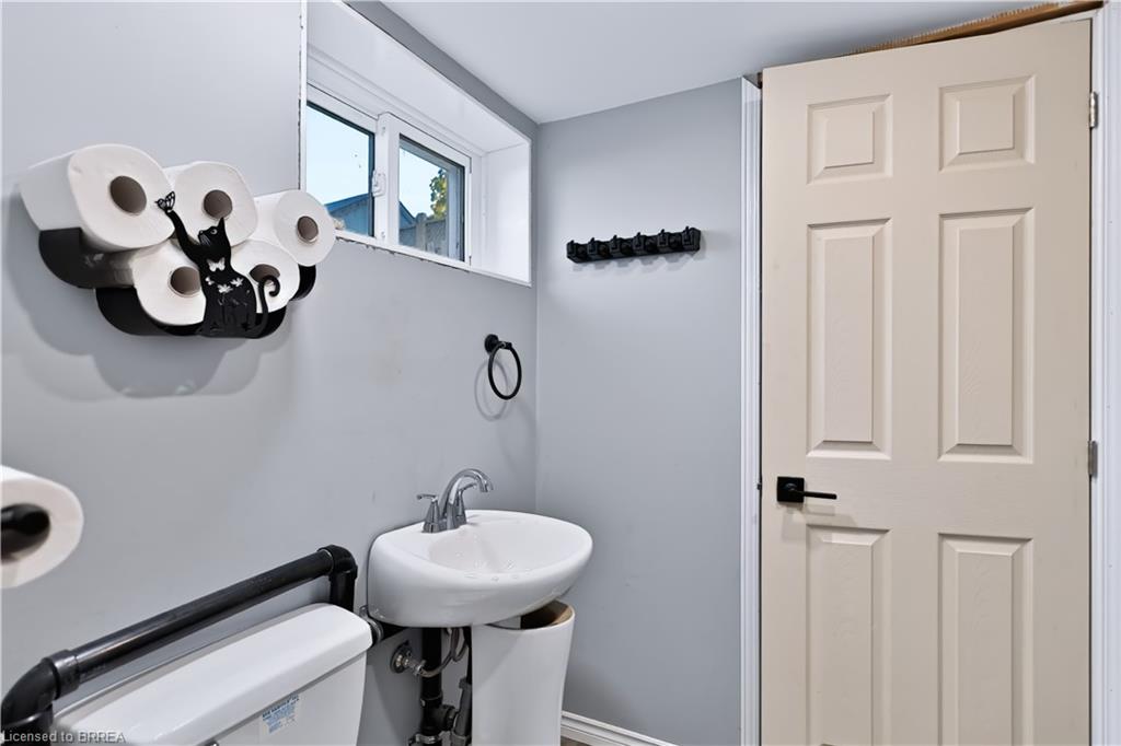550 Cockshutt Road Property Photo 27