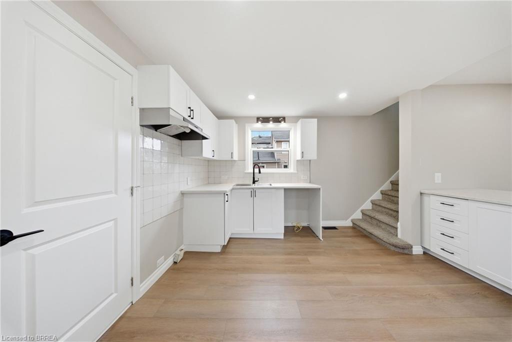 17 Able Avenue Property Photo 8