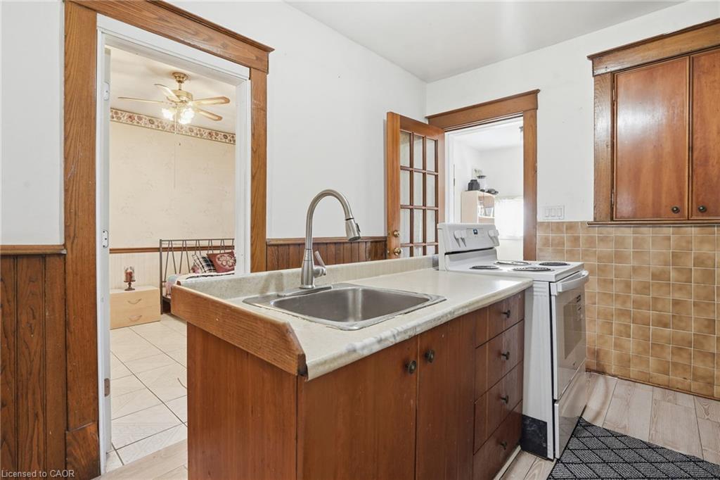 5128 Willmott Street Property Photo 10