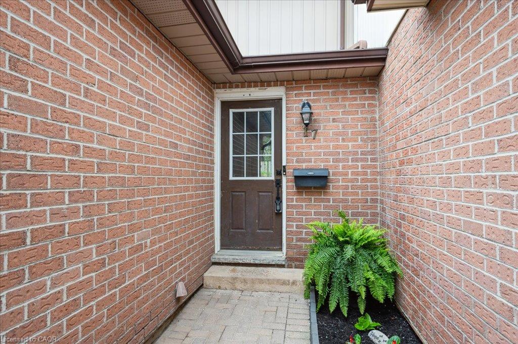 17-25 Valleyview Road Property Photo 3