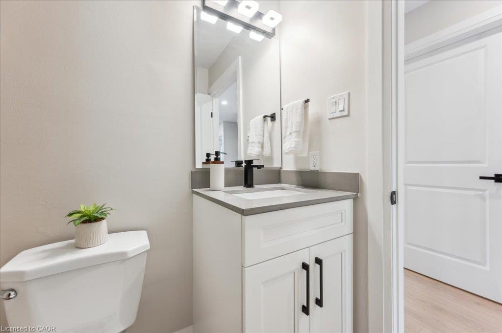 17-25 Valleyview Road Property Photo 13