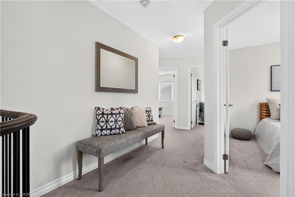 7 Pickett Place Property Photo 33