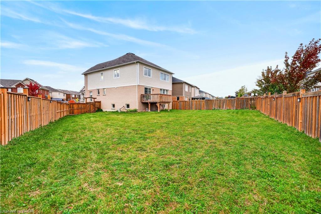 7 Pickett Place Property Photo 44