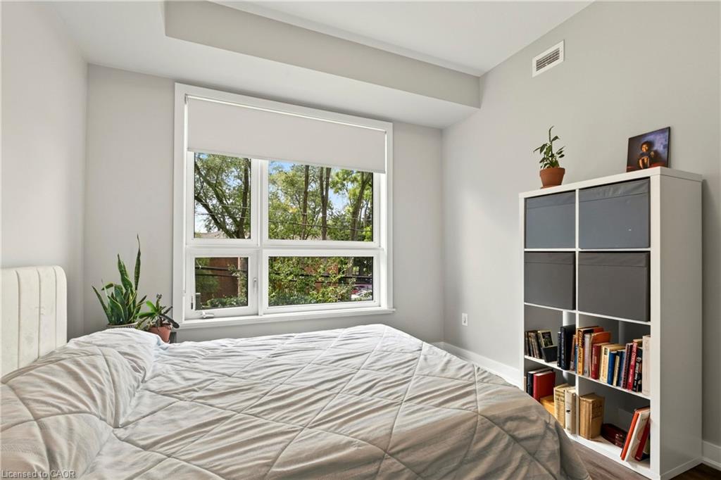 208-320 Plains Road E Property Photo 19