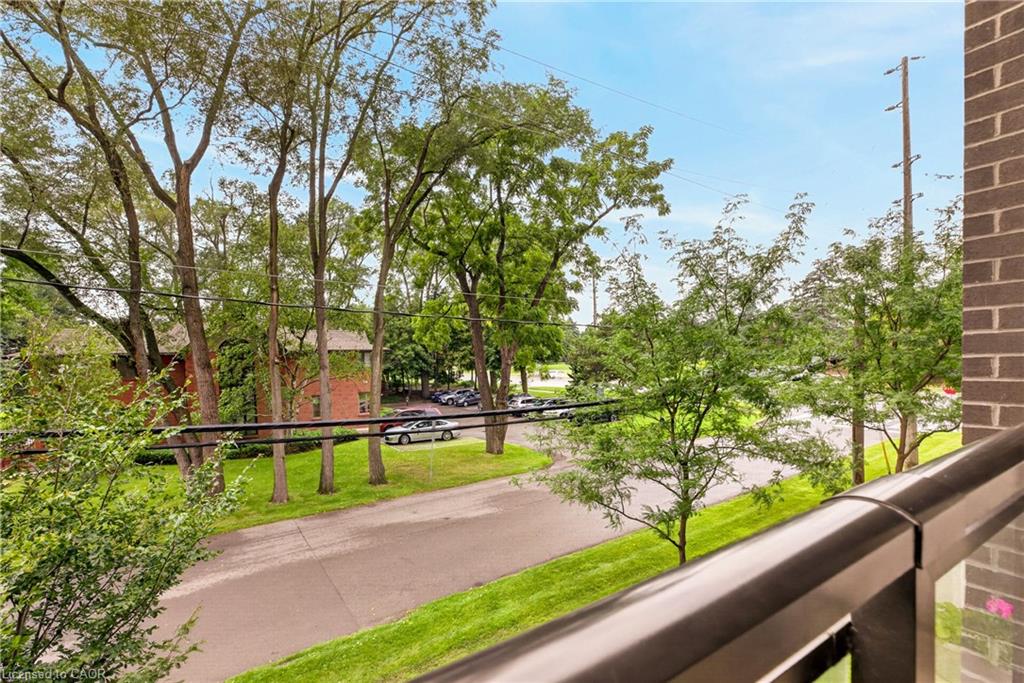 208-320 Plains Road E Property Photo 24