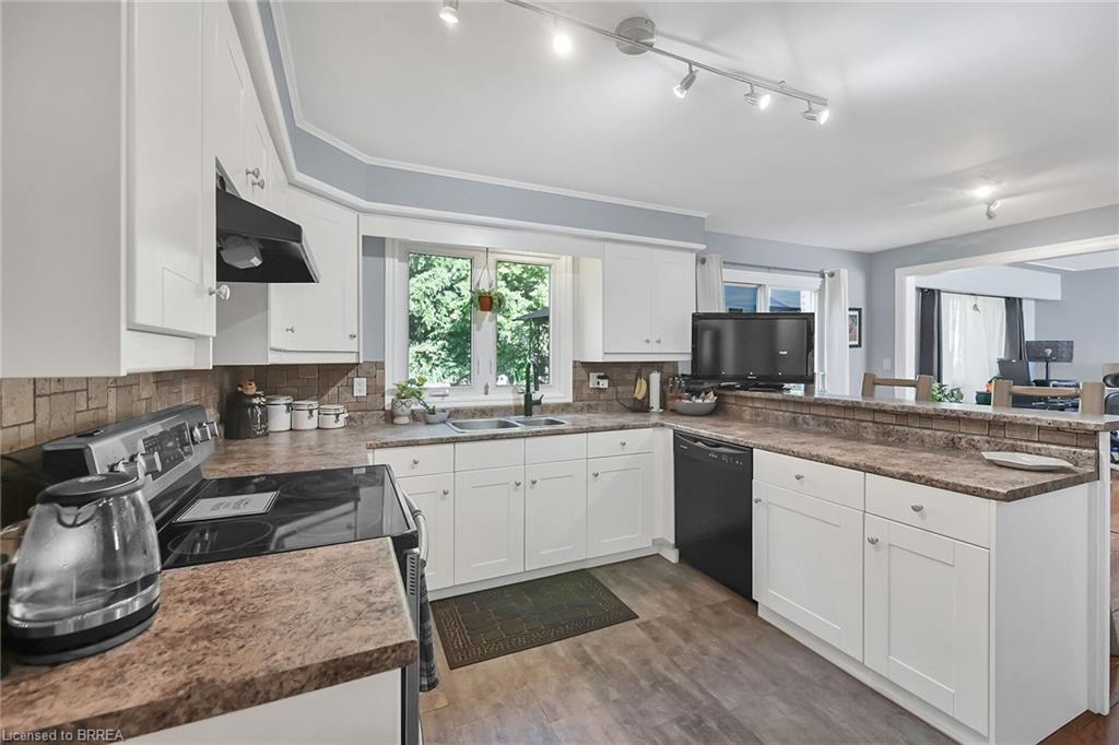56 Forsythe Avenue Property Photo 14