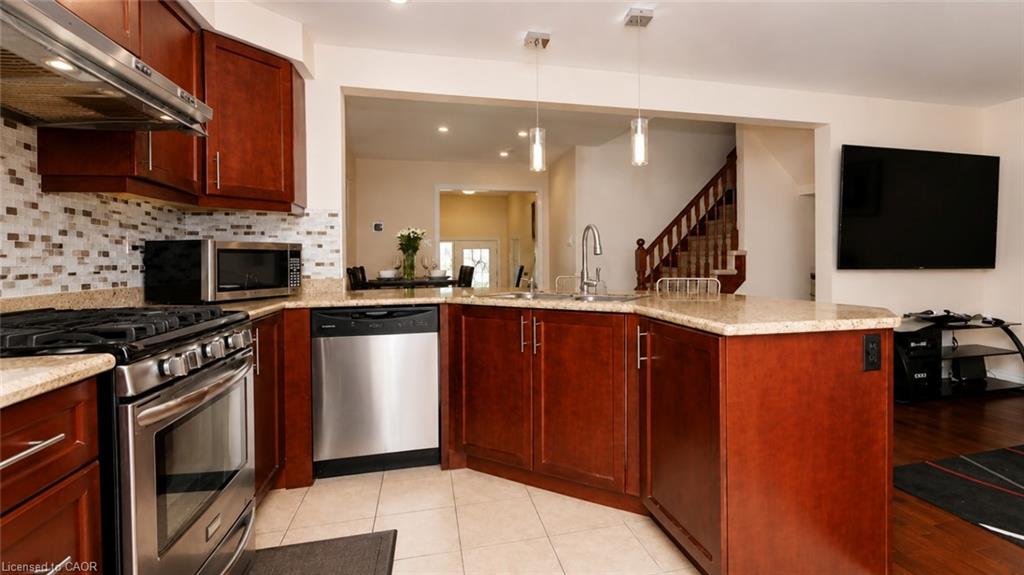 78 Glenvista Drive Property Photo 9